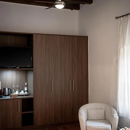 Venetian Palace Chania Отель
